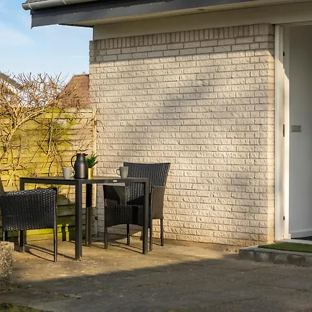 Feriehus 3 Bedroom Cozy In