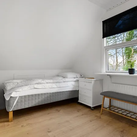 3 Bedroom Cozy In Farsø