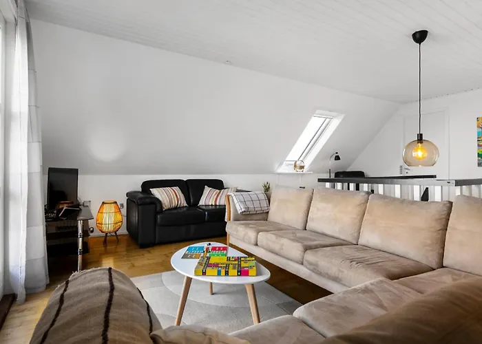 3 Bedroom Cozy In Casa de Férias *